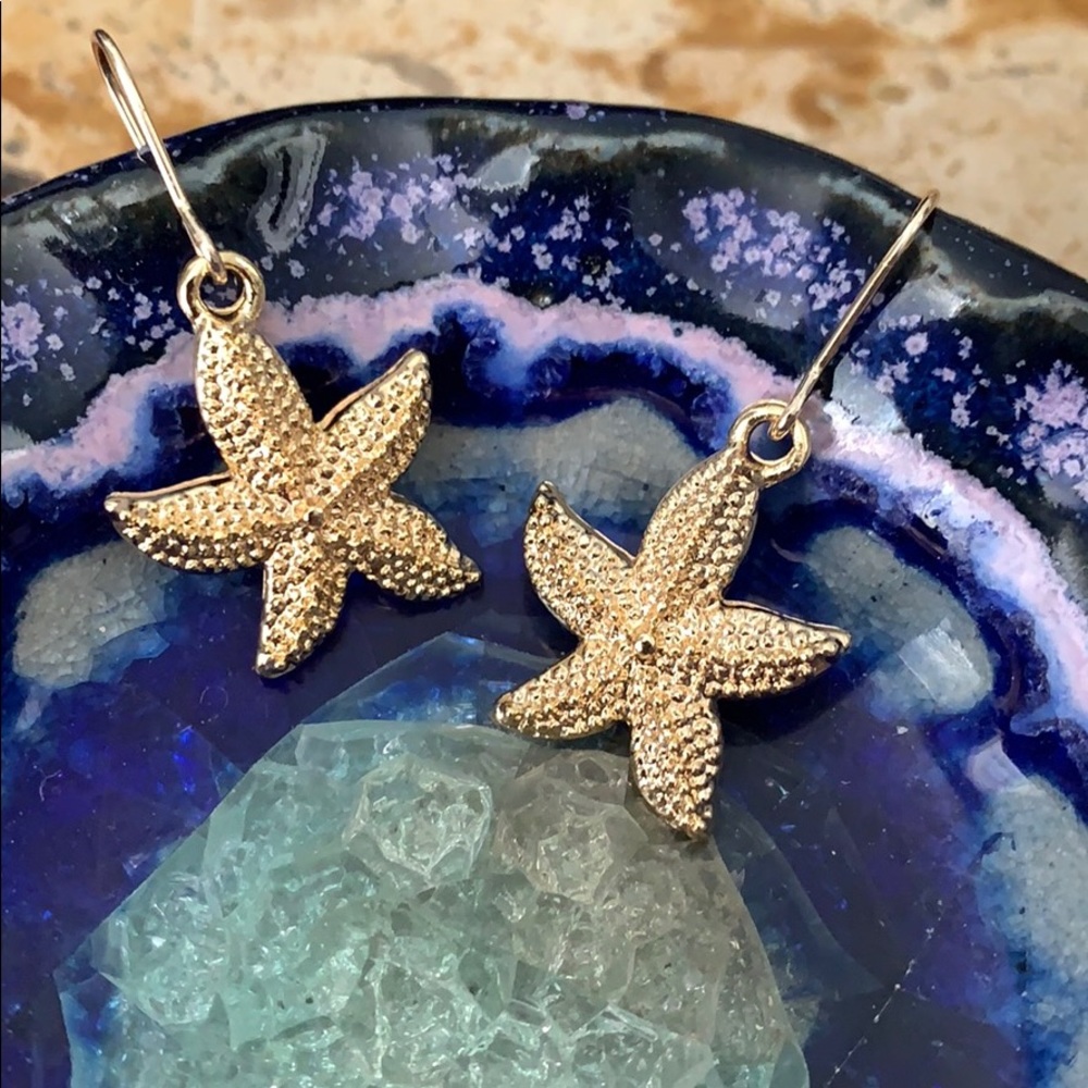 Gold-filled starfish earrings